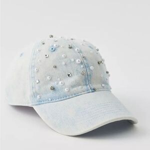 NWT UO beaded Pearl Denim Baseball Hat
